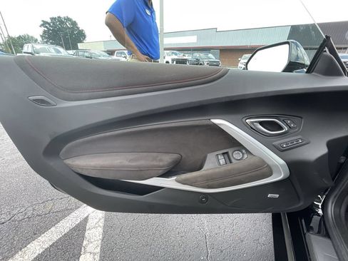 Certified 2018 Chevrolet Camaro ZL1 RWD image 22