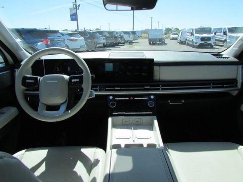 Used 2025 Hyundai Santa Fe SEL AWD/4WD image 20