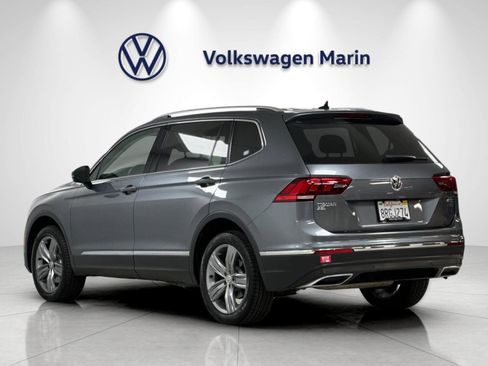 Used 2020 Volkswagen Tiguan SEL w/ 3rd Row Seat Package AWD/4WD image 3