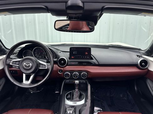 Used 2019 MAZDA MX-5 Miata Grand Touring RWD image 20