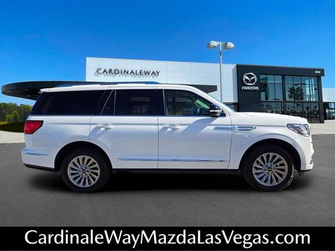 Used 2021 Lincoln Navigator 4WD image 7