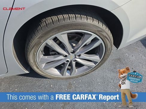 Used 2022 Chevrolet Malibu LT image 2