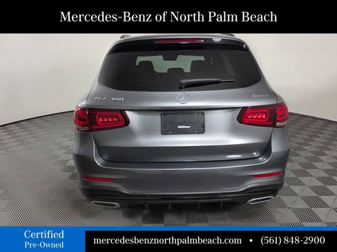 Used 2022 Mercedes-Benz GLC 300 4MATIC image 5