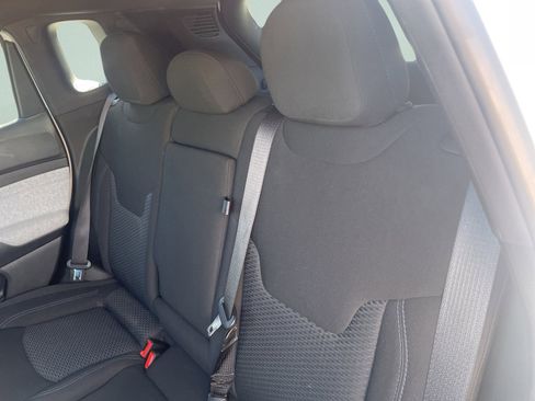 Used 2023 Jeep Compass Sport image 11