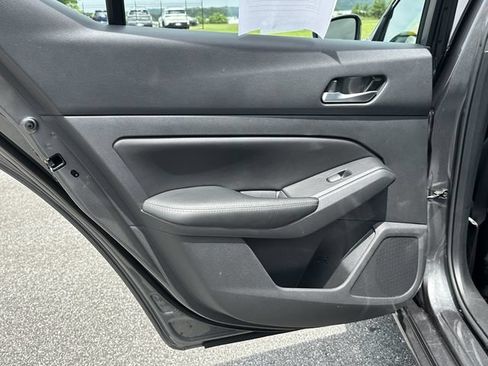 Certified 2022 Nissan Altima 2.5 SV FWD image 22