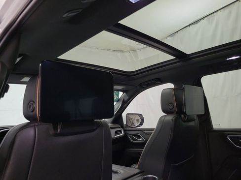 Certified 2021 GMC Yukon XL AT4 w/ AT4 Premium Package image 12