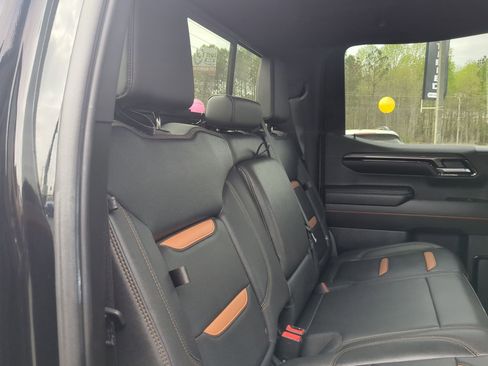 Used 2023 GMC Sierra 1500 AT4 w/ Technology Package image 26