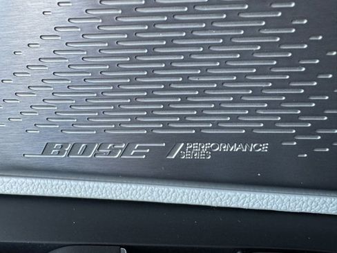 Certified 2024 GMC Acadia Denali w/ Super Cruise Package image 16