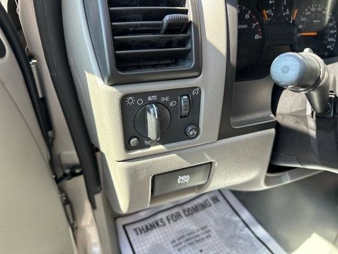 Used 2005 Chevrolet Colorado 2WD Regular Cab image 13