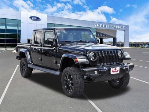Used 2022 Jeep Gladiator Overland image 6