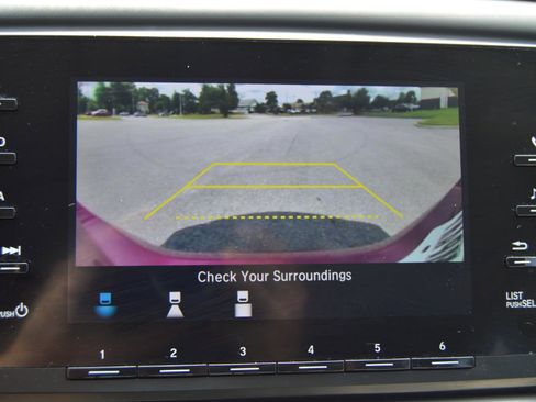 Used 2019 Honda Accord LX image 7