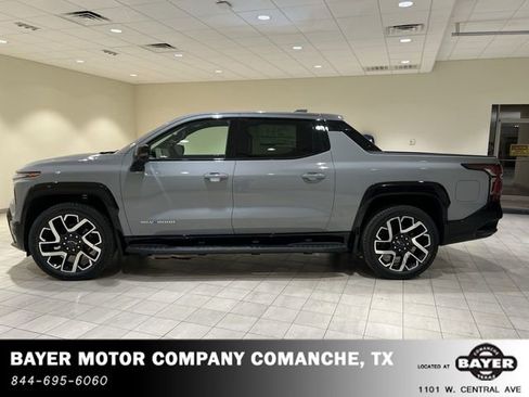 New 2025 Chevrolet Silverado EV RST image 2