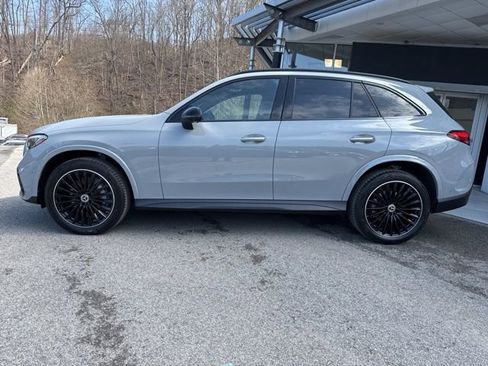 New 2026 Mercedes-Benz GLC 300 4MATIC image 2