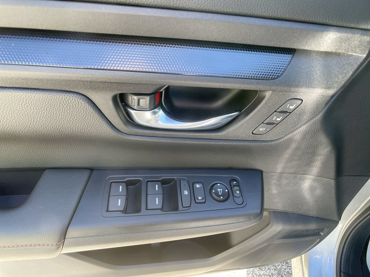 Used 2025 Honda CR-V Sport-L image 14