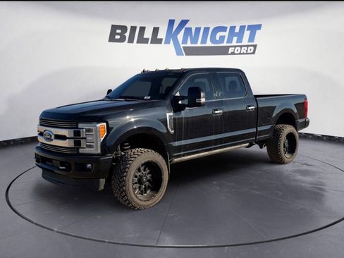 Used 2019 Ford F350 Limited image 8