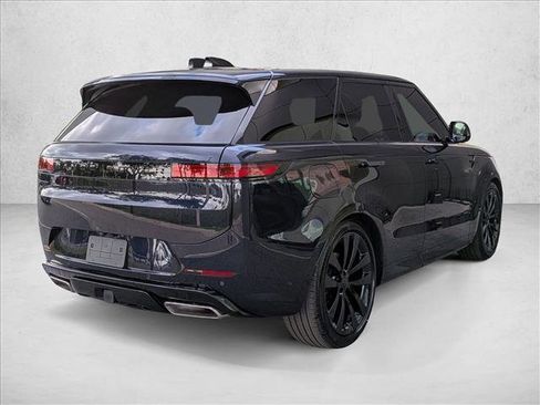 New 2026 Land Rover Range Rover Sport Dynamic SE AWD/4WD image 2