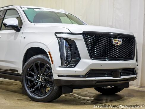 Certified 2025 Cadillac Escalade Sport image 5