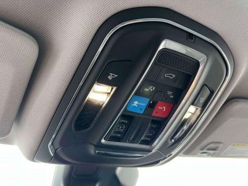 Used 2022 Jeep Grand Cherokee L Laredo w/ Luxury Tech Group I image 28