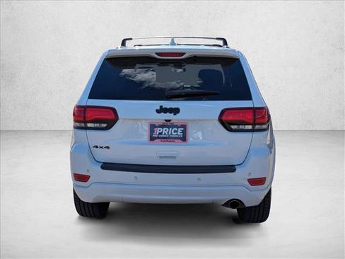 Used 2020 Jeep Grand Cherokee Altitude image 7