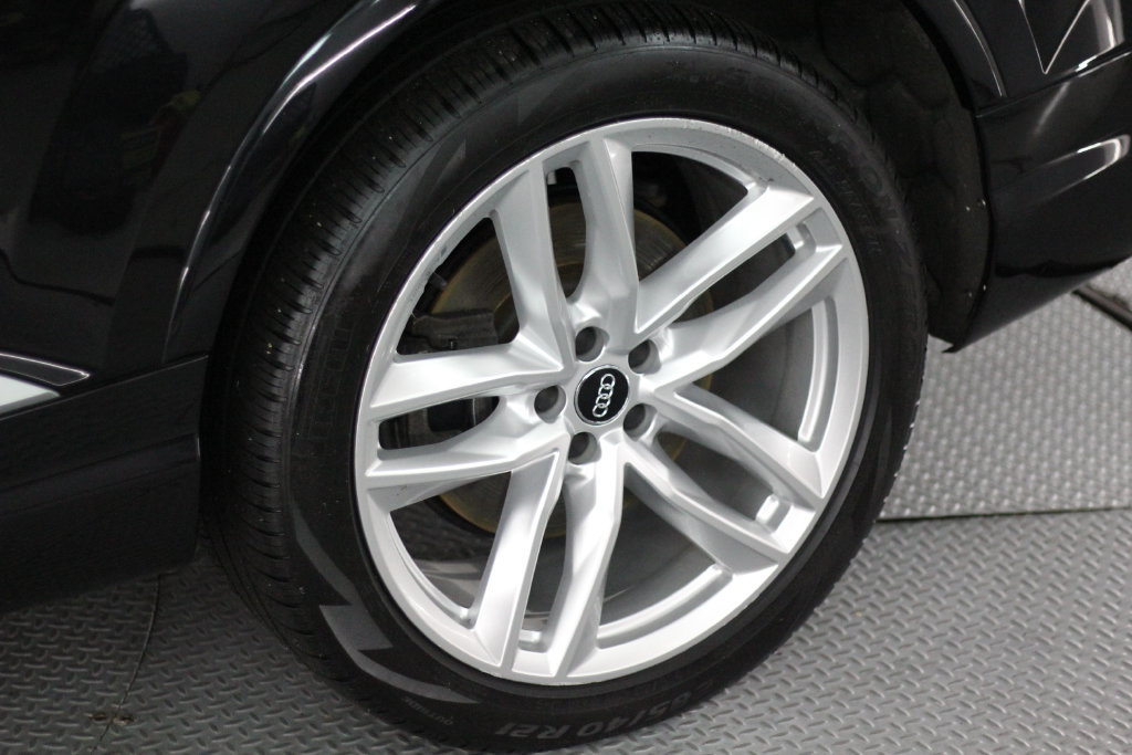 Used 2018 Audi Q7 3.0T Prestige AWD/4WD image 67