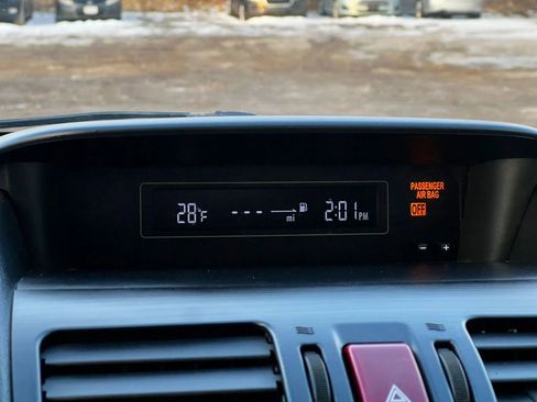 Used 2014 Subaru Impreza 2.0i Premium w/ All-Weather Package w/CVT image 19