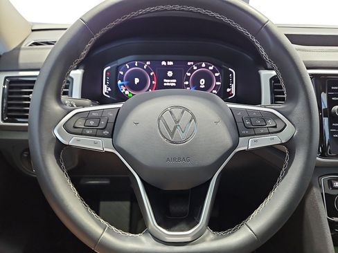 Certified 2023 Volkswagen Atlas SE FWD image 21