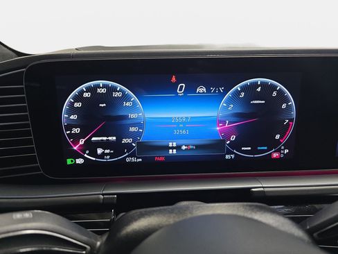 Used 2024 Mercedes-Benz GLS 63 AMG 4MATIC image 19