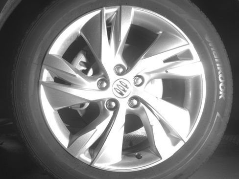 Used 2025 Buick Encore GX Preferred AWD/4WD image 12