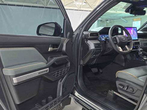 Used 2024 Toyota Tacoma 4x4 Double Cab Hybrid image 20