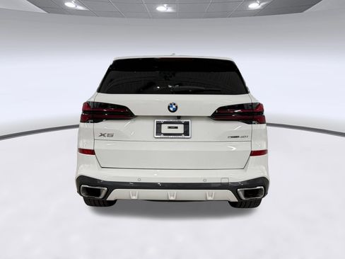 Used 2024 BMW X5 sDrive40i w/ M Sport Package RWD image 10