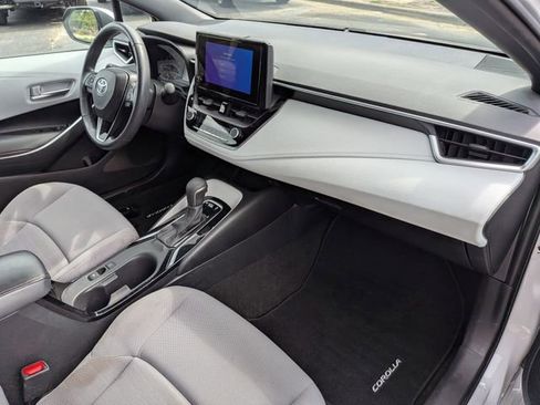Used 2024 Toyota Corolla SE FWD image 32