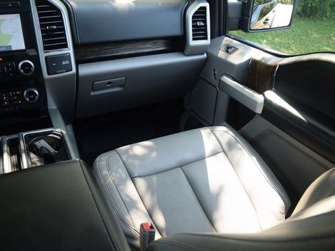 Used 2020 Ford F150 Lariat w/ Equipment Group 502A Luxury AWD/4WD image 14