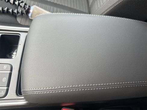 New 2026 Kia Sorento LX image 37