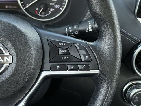 Used 2025 Nissan Sentra SV FWD image 14