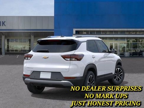 New 2026 Chevrolet TrailBlazer LT w/ Driver Confidence Package FWD image 4