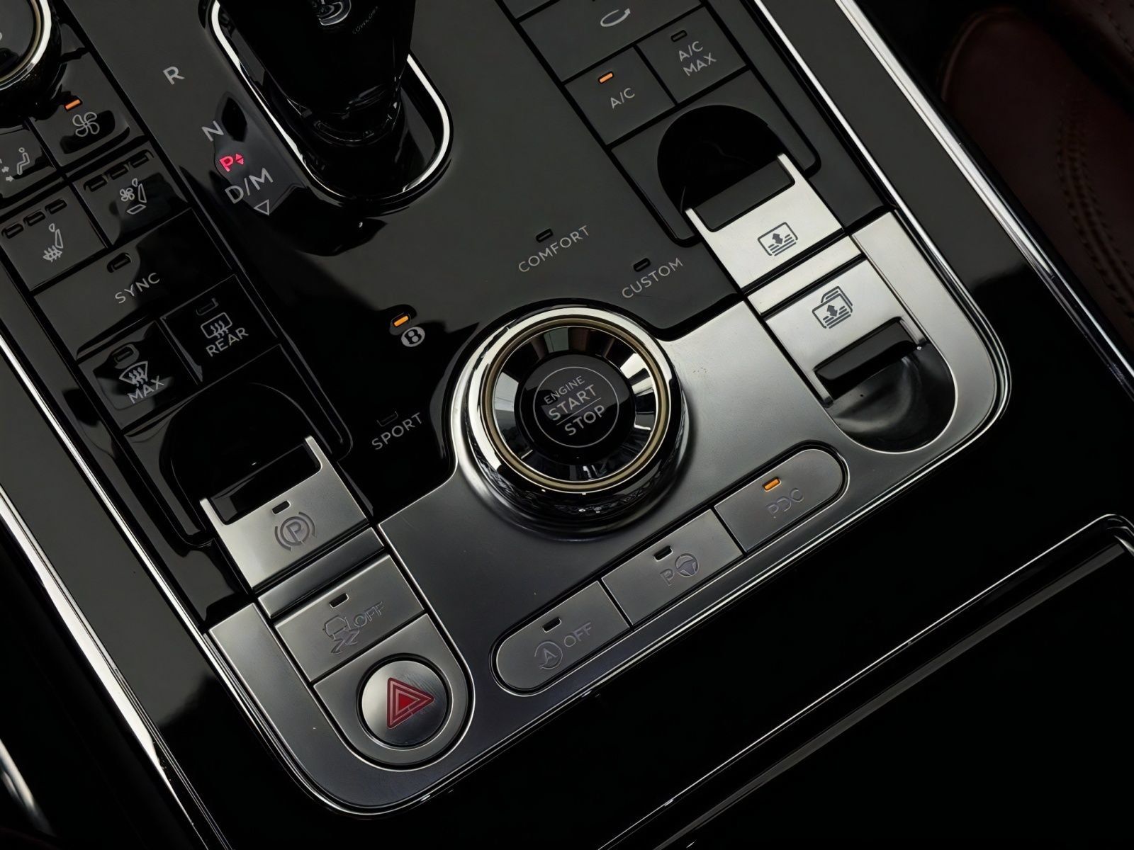 Used 2020 Bentley Flying Spur W12 AWD/4WD image 12