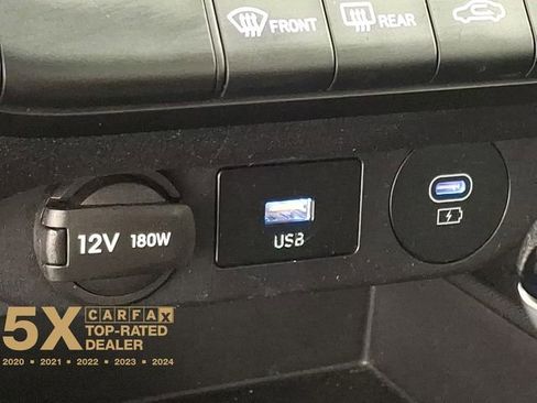 Certified 2024 Hyundai Elantra SEL image 29