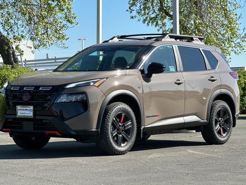 New 2026 Nissan Rogue Rock Creek w/ Rock Creek Premium Package image 8