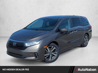 Used 2023 Honda Odyssey Touring video 1
