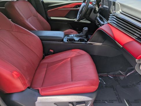 Used 2025 Toyota Camry XSE FWD image 20