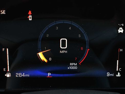 New 2026 Chevrolet Trax RS w/ Driver Confidence Package image 14