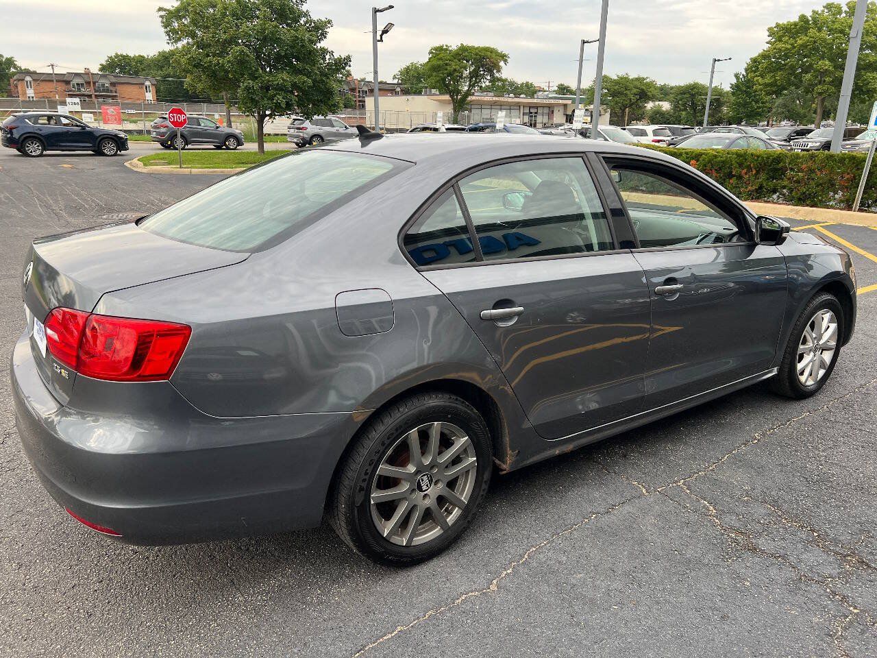 Used 2012 Volkswagen Jetta SE FWD image 13