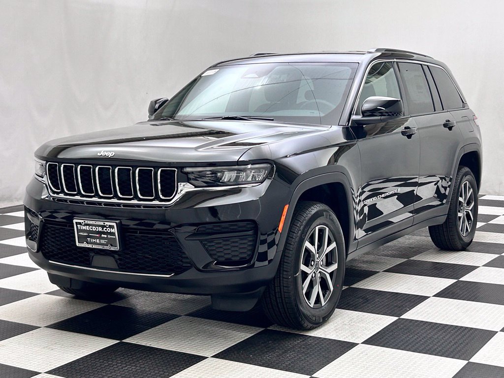 New 2027 Jeep Grand Cherokee Laredo AWD/4WD image 4