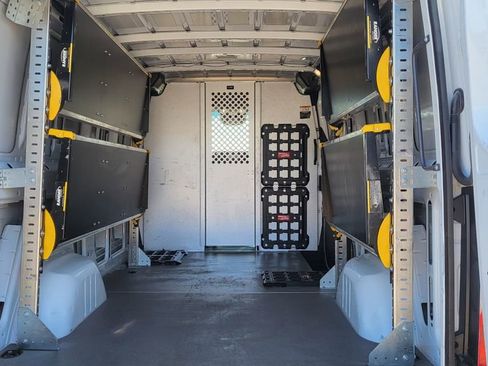 Used 2021 Mercedes-Benz Sprinter 1500 image 12