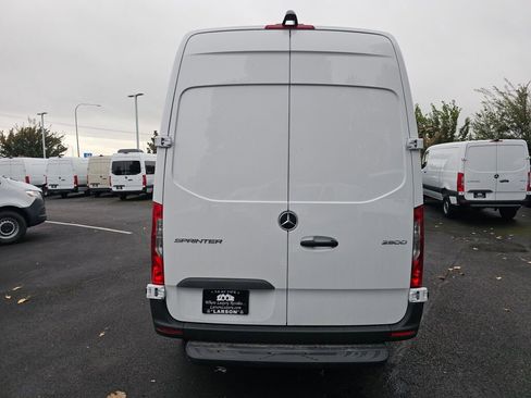New 2025 Mercedes-Benz Sprinter 2500 image 5
