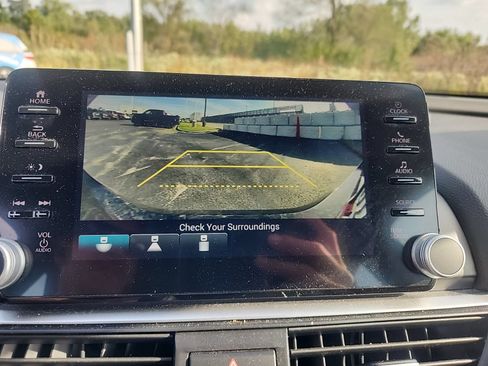 Used 2022 Honda Accord LX image 10