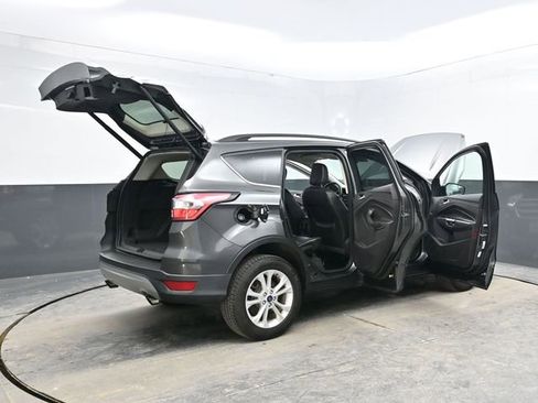 Used 2018 Ford Escape SEL image 46