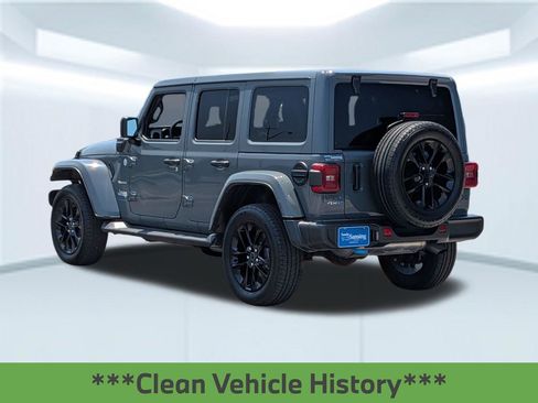 Used 2024 Jeep Wrangler Unlimited Sahara AWD/4WD image 4