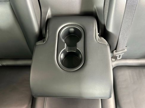 Used 2023 Tesla Model Y Long Range AWD/4WD image 33