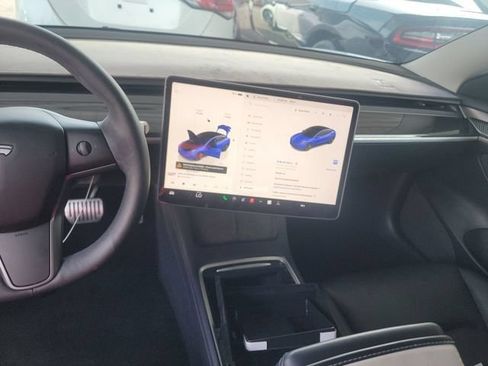Used 2022 Tesla Model 3 Long Range AWD/4WD image 6
